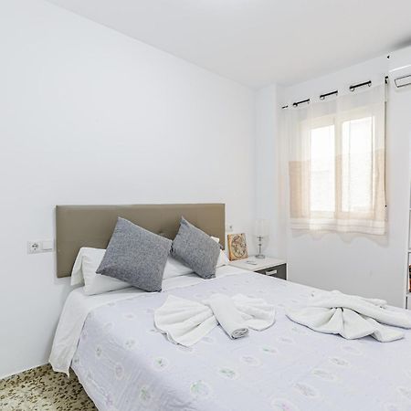 Ferienwohnung Piso Amplio Cerca Del Centro De Malaga Capital Exterior foto