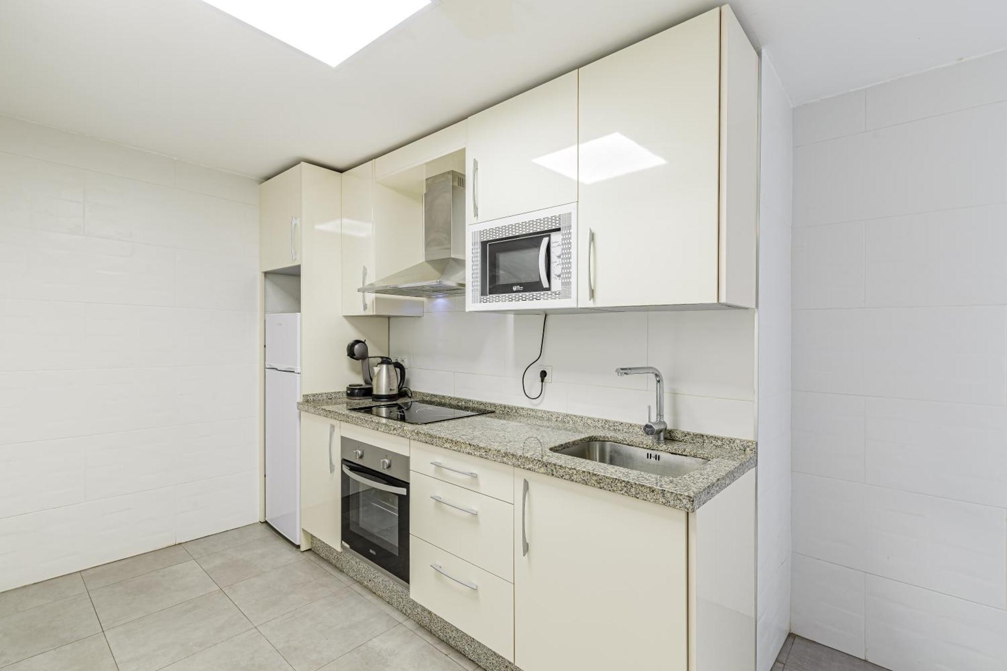 Ferienwohnung Piso Amplio Cerca Del Centro De Malaga Capital Exterior foto